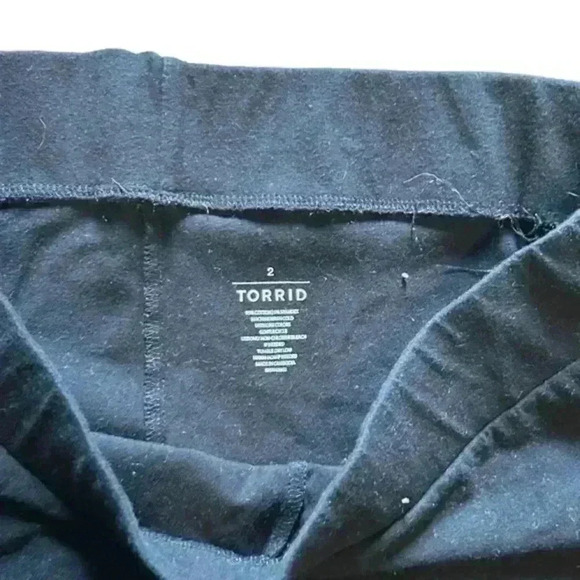 - Torrid Black knit leggings, Size 2x - Picture 3 of 3
